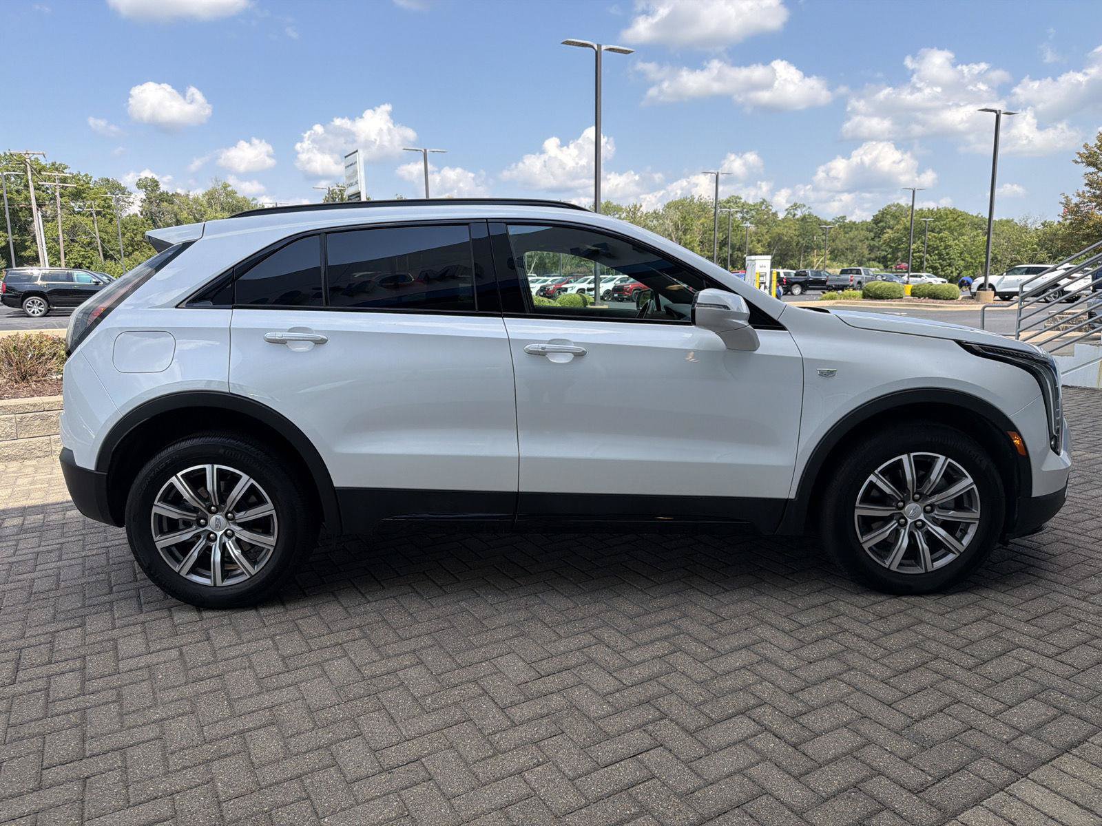 Used 2023 Cadillac XT4 Sport AWD/4WD image 6