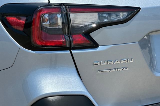 Used 2021 Subaru Outback Limited AWD/4WD image 32