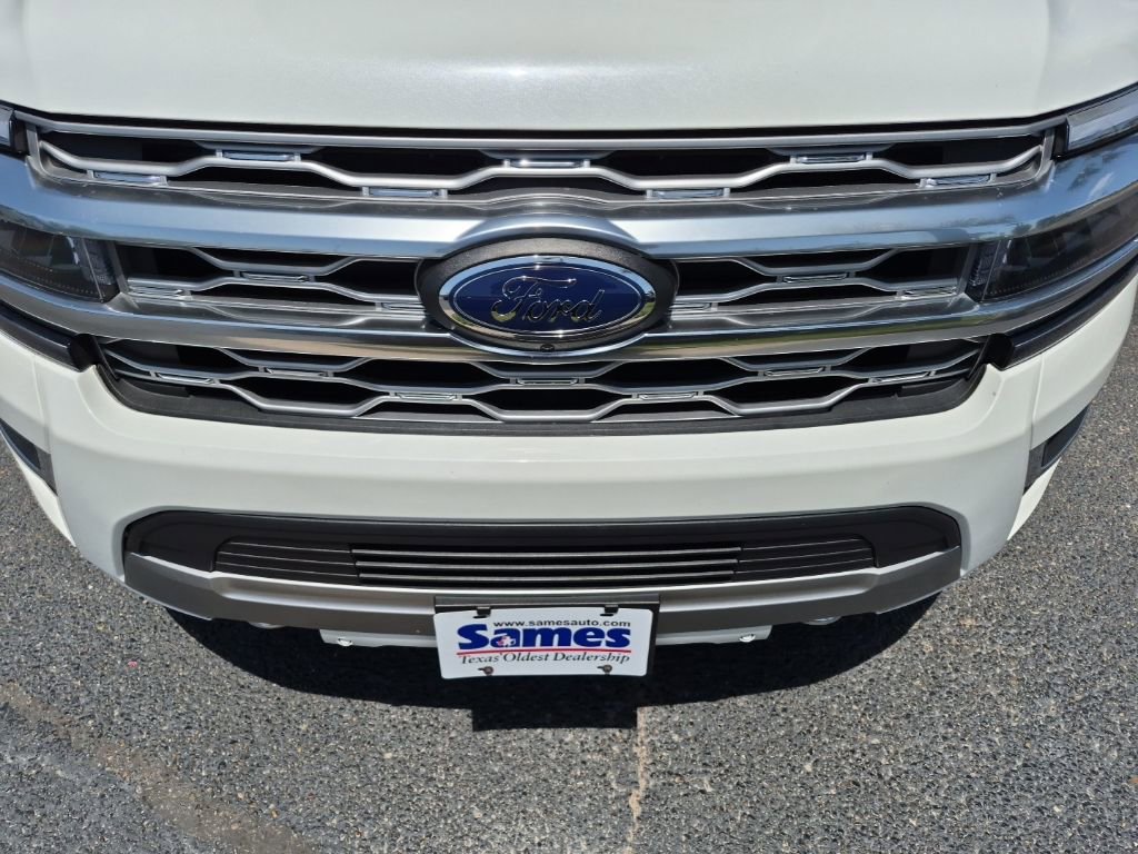 Certified 2023 Ford Expedition Max Platinum AWD/4WD image 9