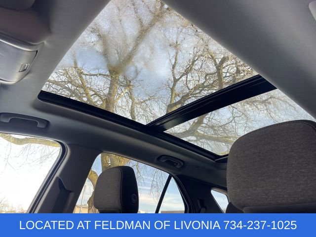 Used 2024 Chevrolet Equinox LT w/ LPO, Floor Liner Package image 18