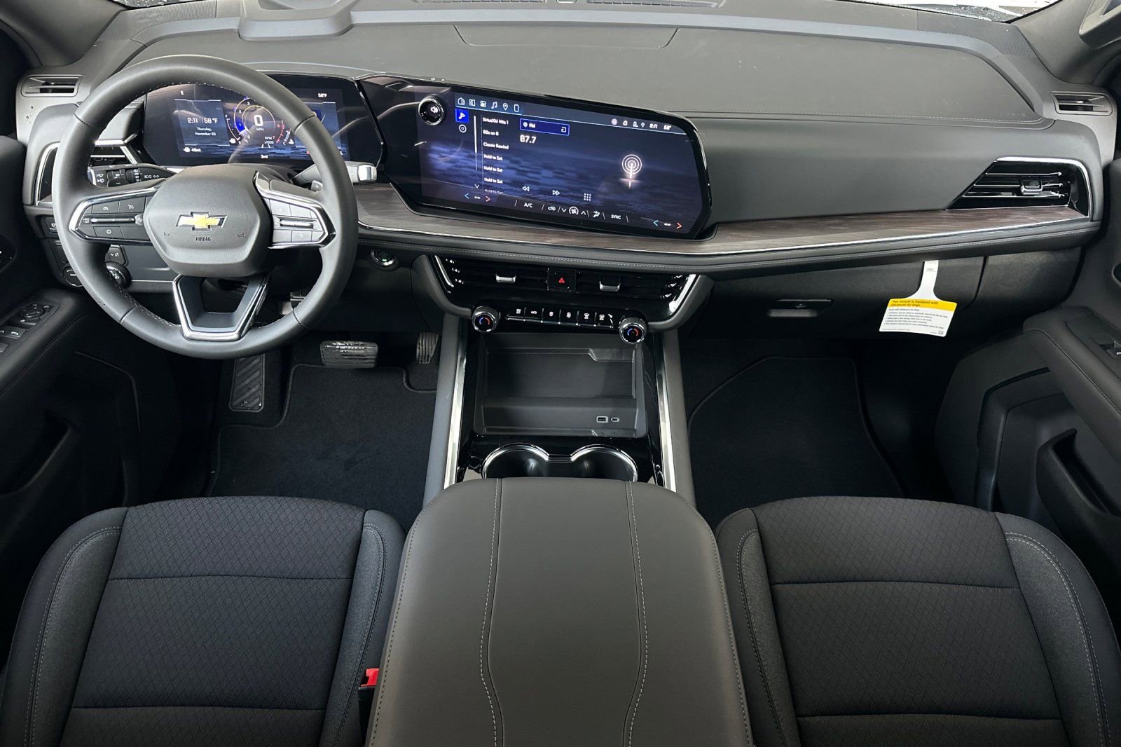 New 2026 Chevrolet Suburban LS image 12