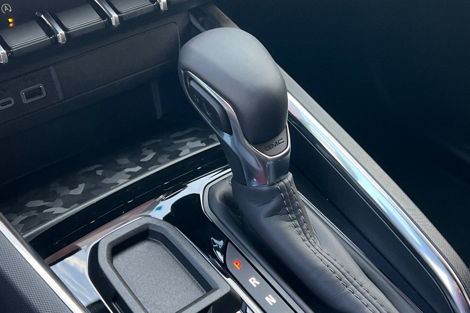 New 2026 GMC Canyon Elevation RWD image 23