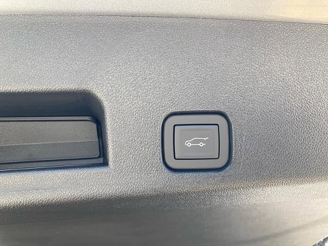New 2026 Buick Enclave Preferred w/ Power Package AWD/4WD image 19