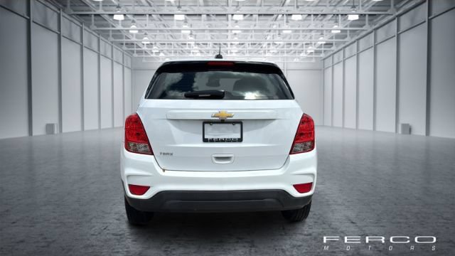 Used 2017 Chevrolet Trax LS w/ LPO, Cargo Package FWD image 4