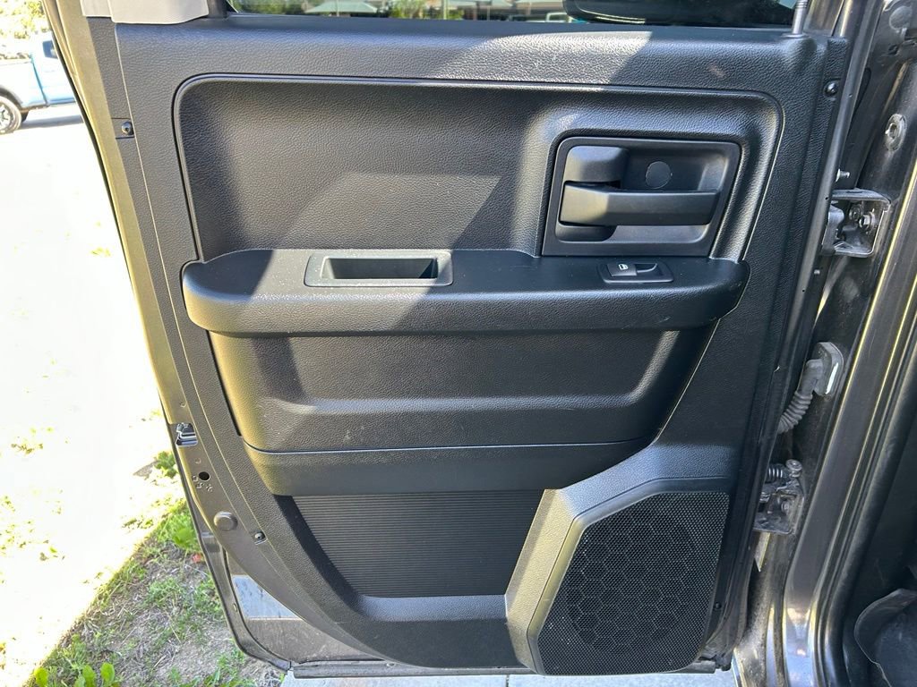Used 2017 RAM 1500 Express AWD/4WD image 24