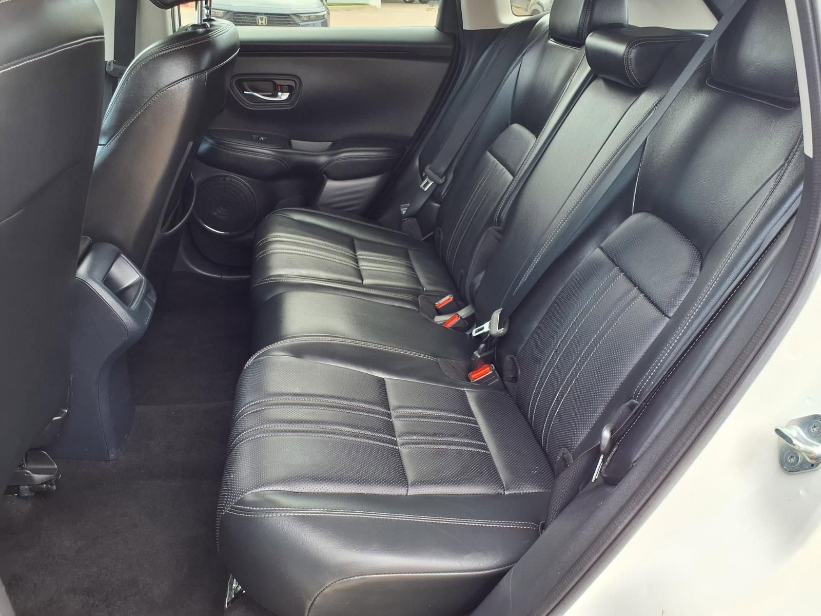 Used 2023 Honda HR-V EX-L image 24