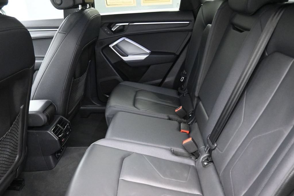 Used 2025 Audi Q3 2.0T Premium AWD/4WD image 14