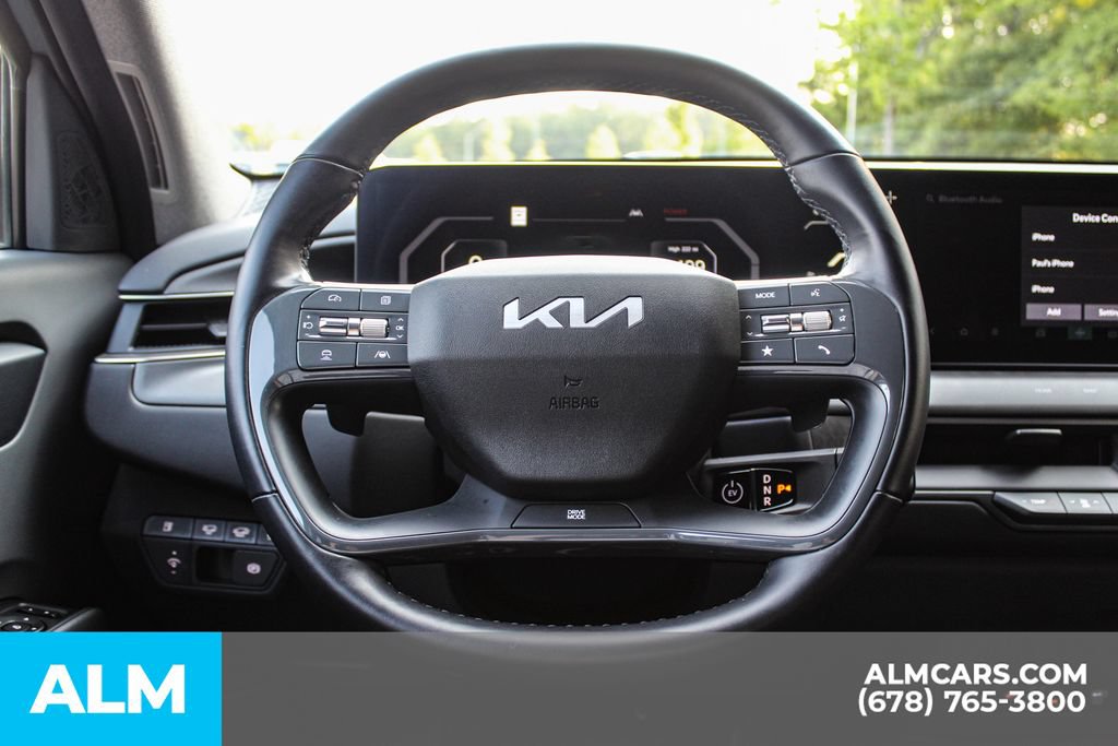 Used 2024 Kia EV9 Light Long Range RWD image 28