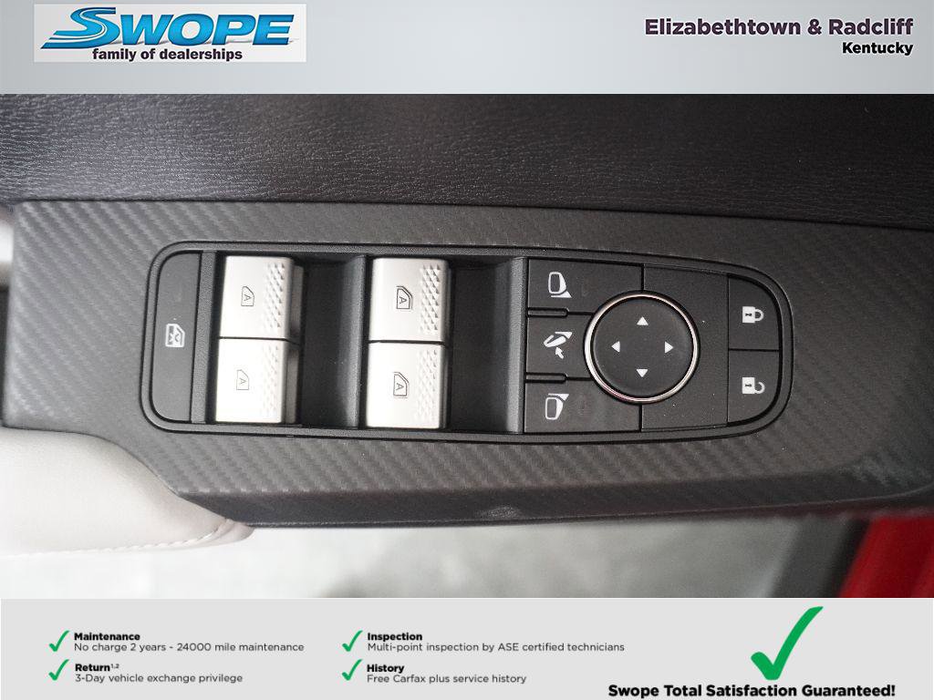 New 2025 Mitsubishi Outlander SE image 14