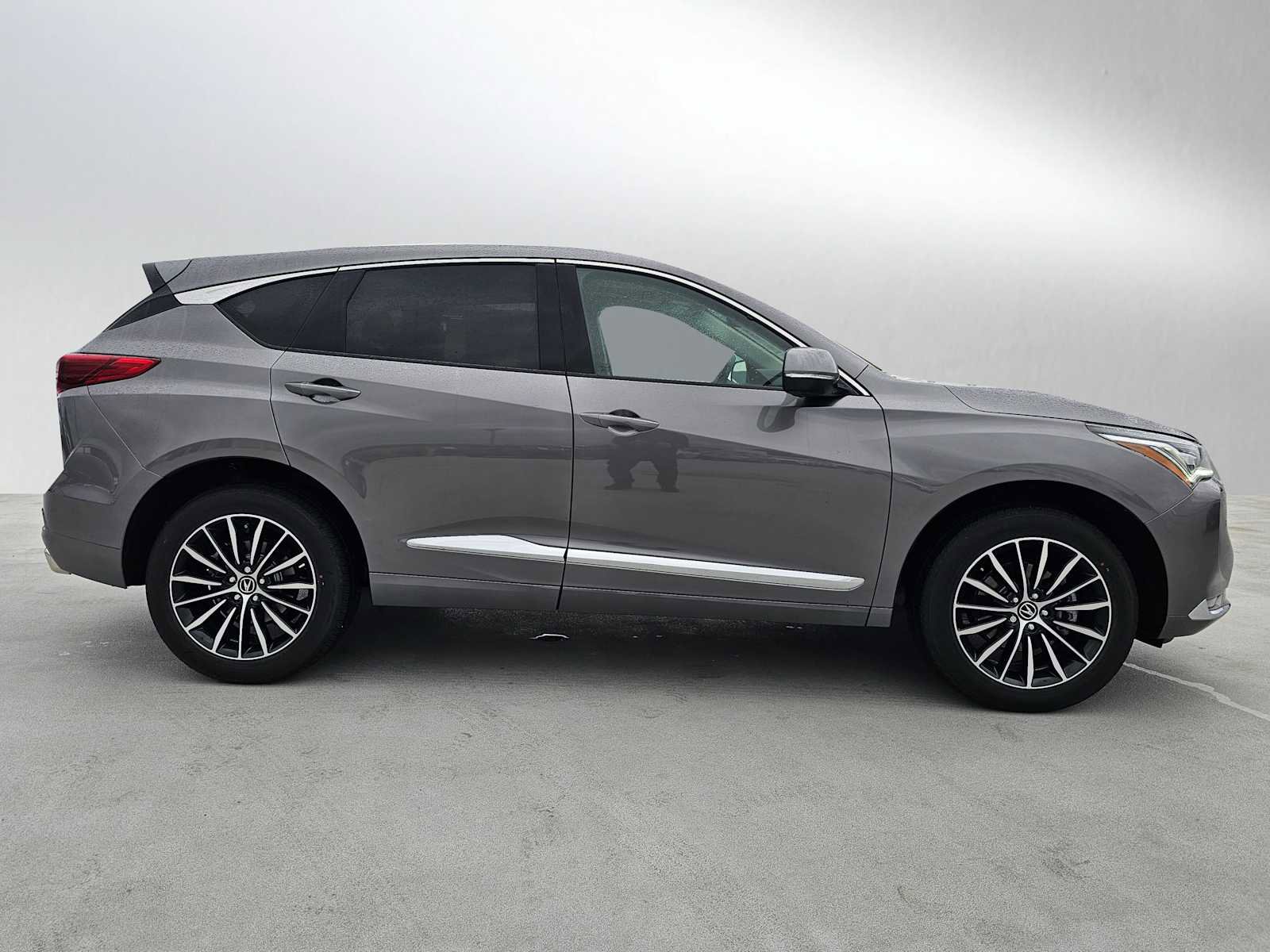 New 2025 Acura RDX SH-AWD w/ Advance Package image 2