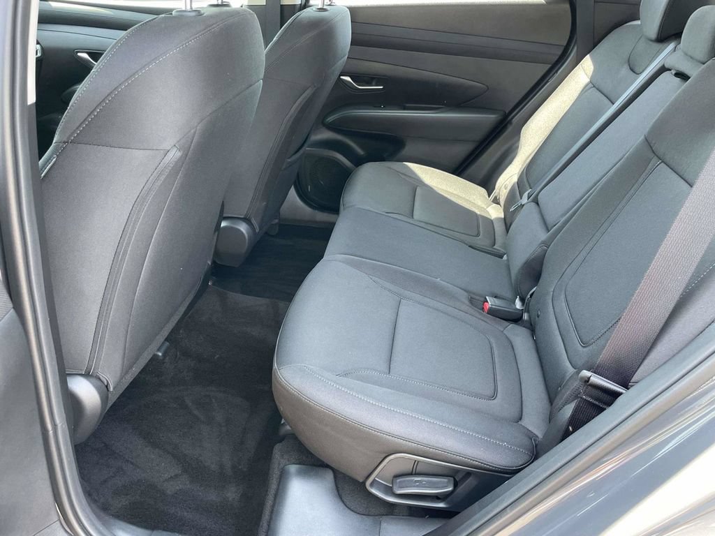 Certified 2026 Hyundai Tucson SE FWD image 12