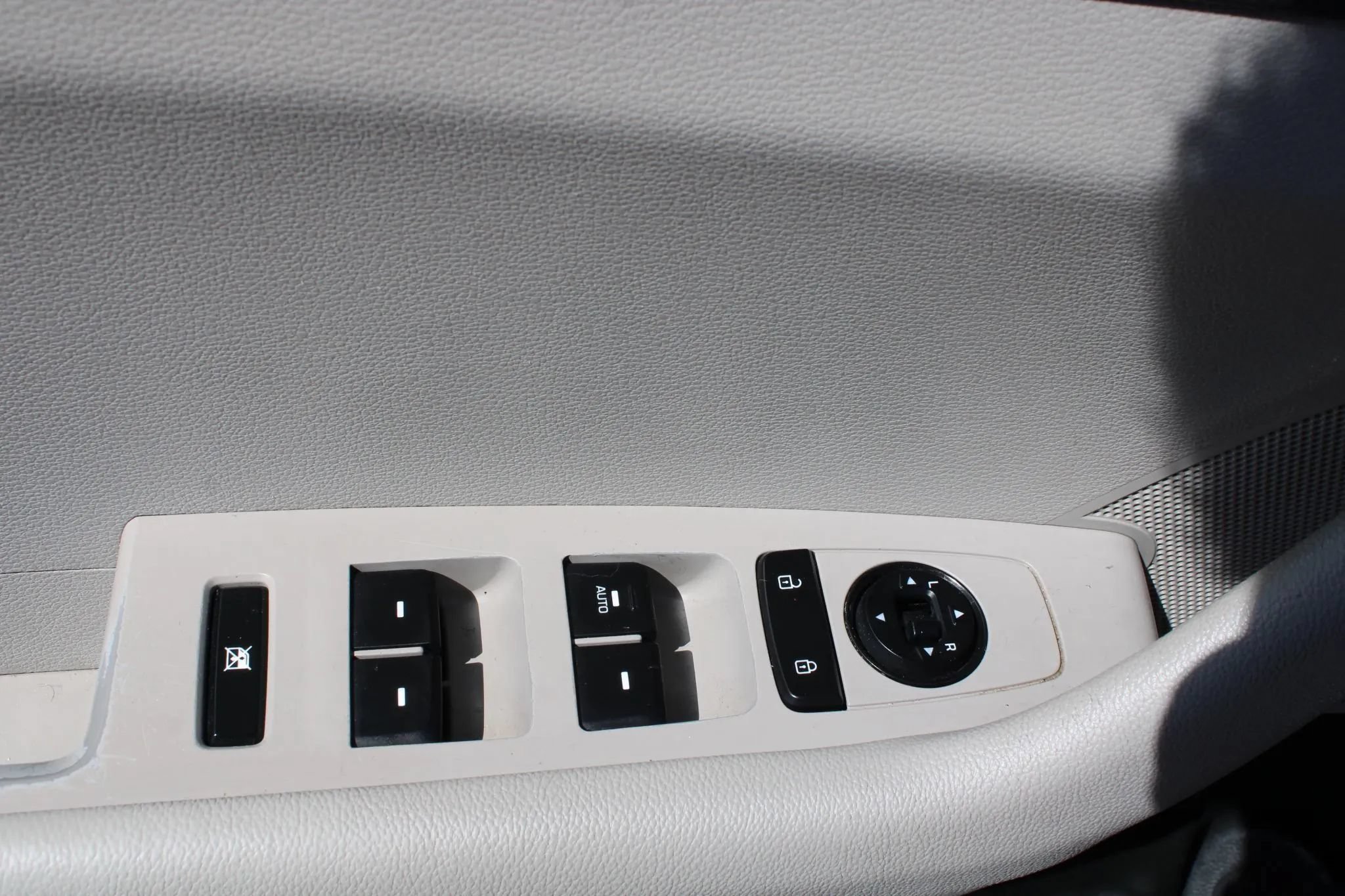 Used 2016 Hyundai Sonata SE FWD image 7