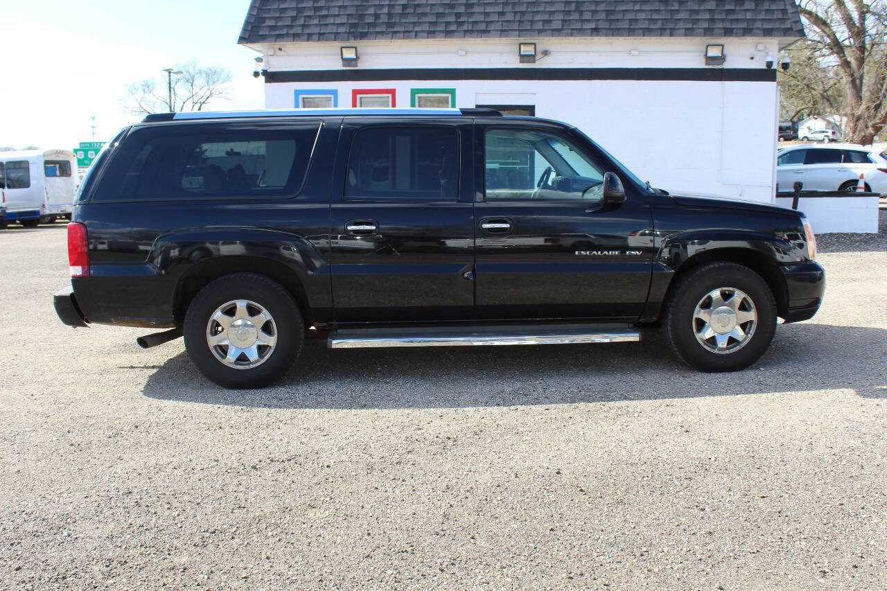 Used 2006 Cadillac Escalade ESV AWD image 4