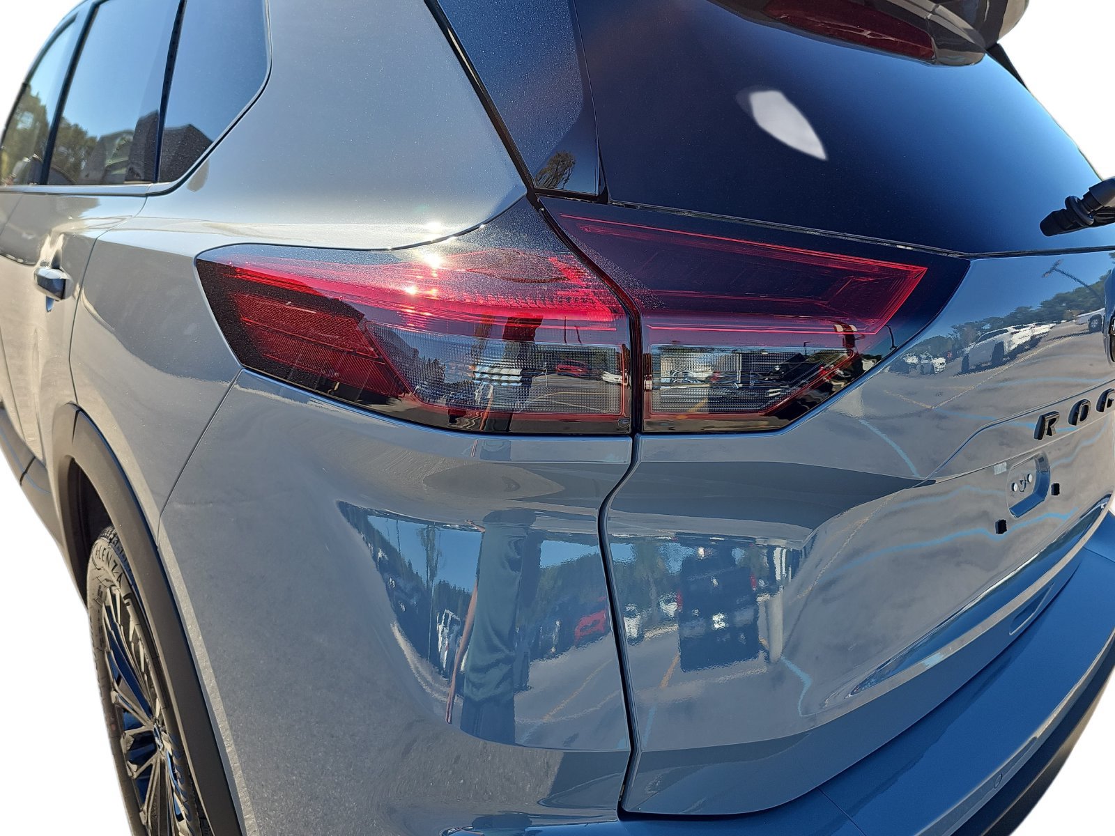 New 2027 Nissan Rogue Dark Armor FWD image 35
