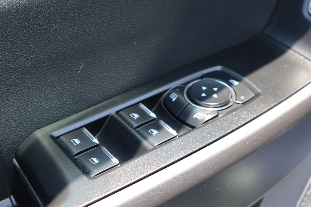 Used 2025 Ford F350 XLT AWD/4WD image 15