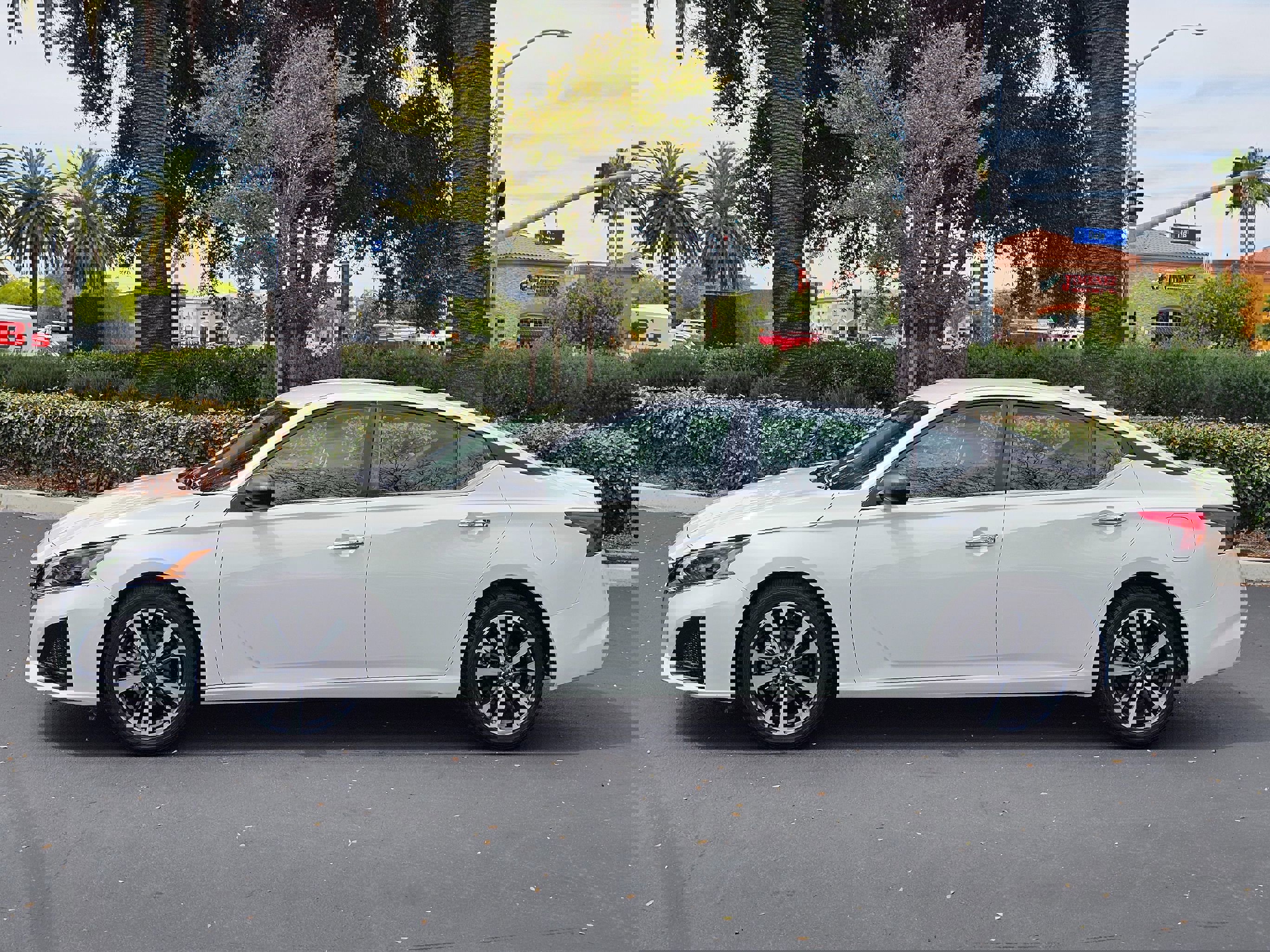 Used 2025 Nissan Altima 2.5 SV image 10