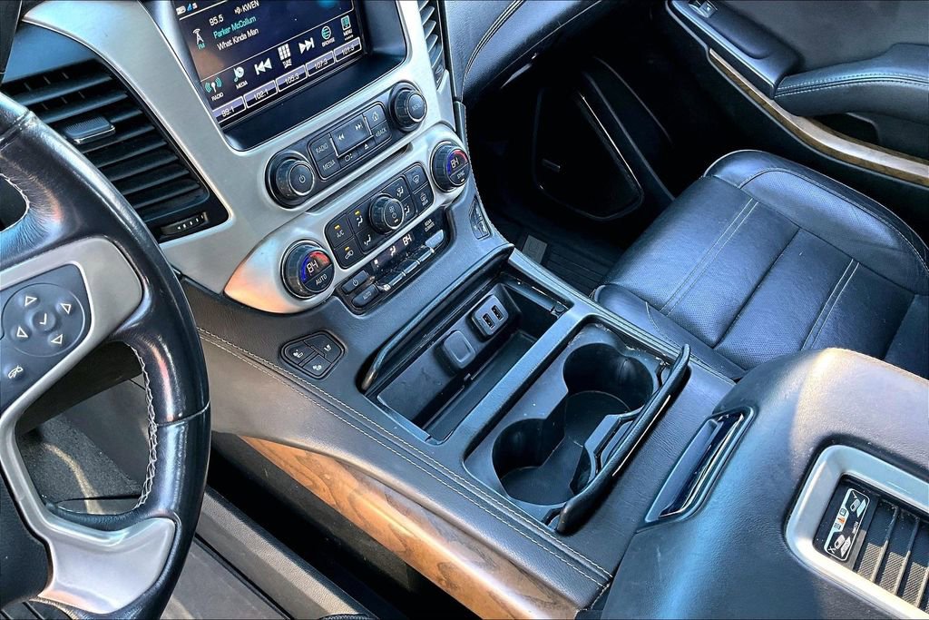 Used 2020 GMC Yukon XL Denali w/ Denali Ultimate Package image 17