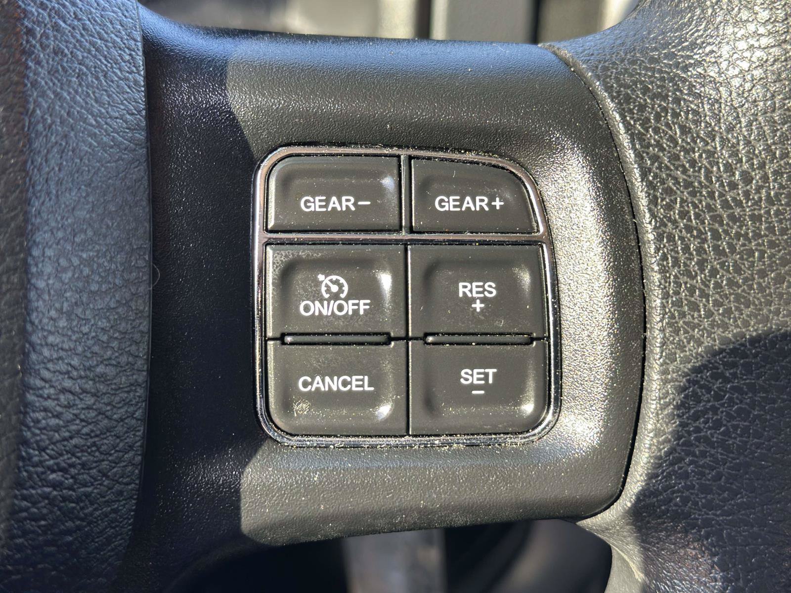 Used 2018 RAM 1500 Express w/ Express Value Package AWD/4WD image 18