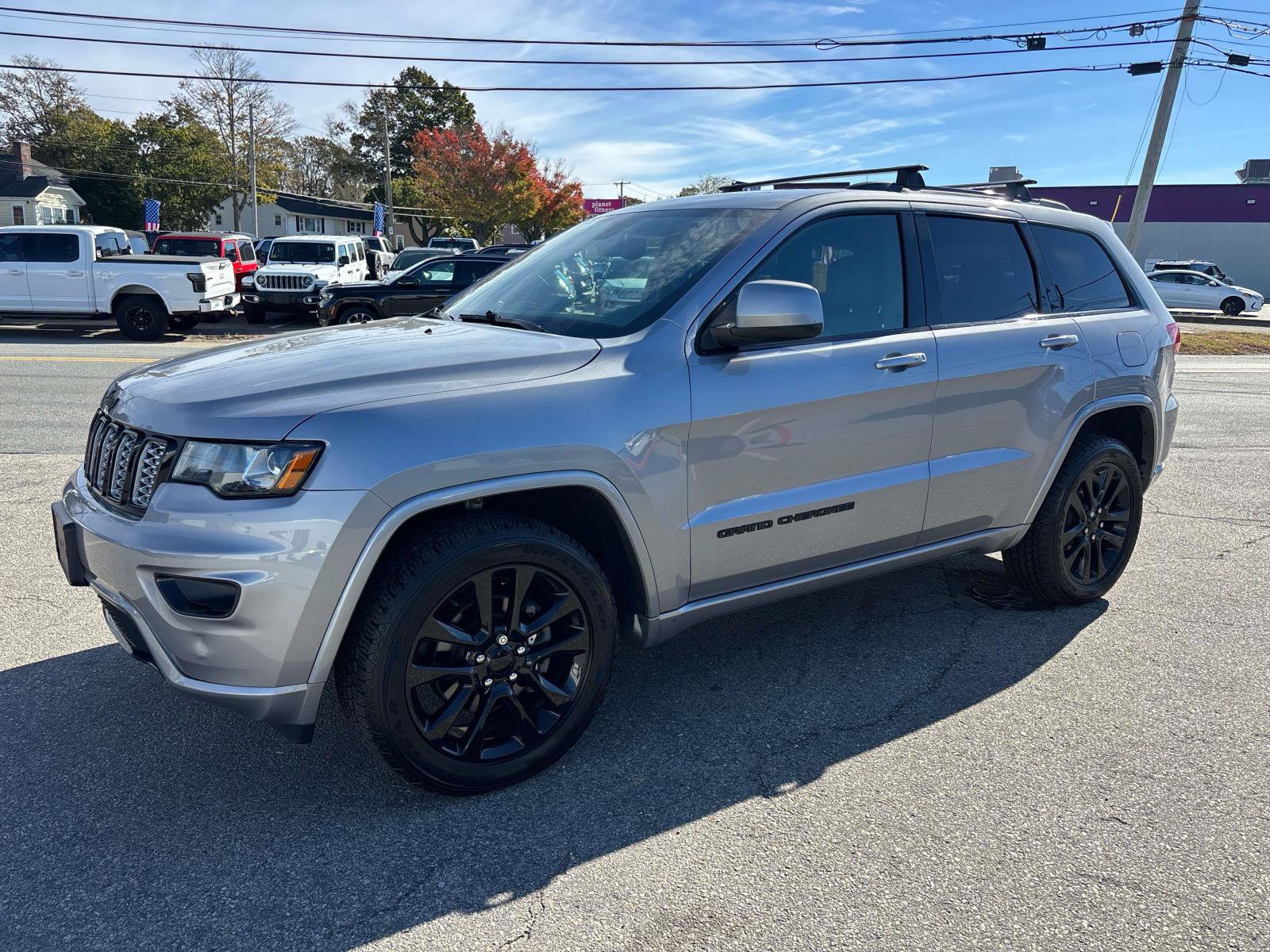 Certified 2019 Jeep Grand Cherokee Altitude AWD/4WD image 6