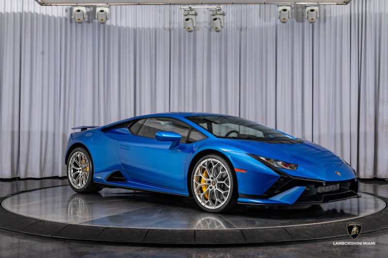 Used 2023 Lamborghini Huracan Tecnica image 26