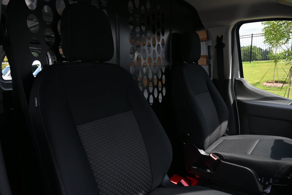 Used 2025 Ford Transit 250 Low Roof w/ Exterior Upgrade Package RWD image 15