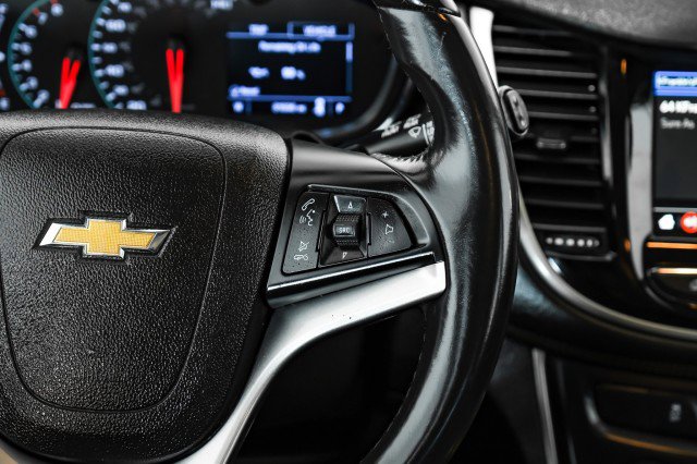 Used 2019 Chevrolet Trax LT w/ LT Convenience Package image 15