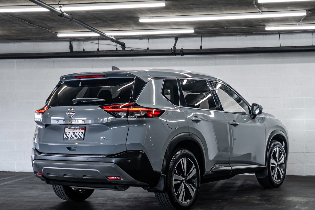 Used 2021 Nissan Rogue SL w/ Premium Package image 5