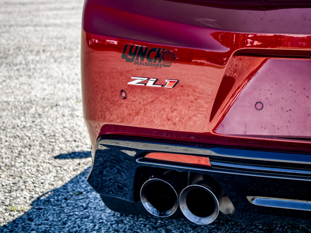 Used 2017 Chevrolet Camaro ZL1 RWD image 12