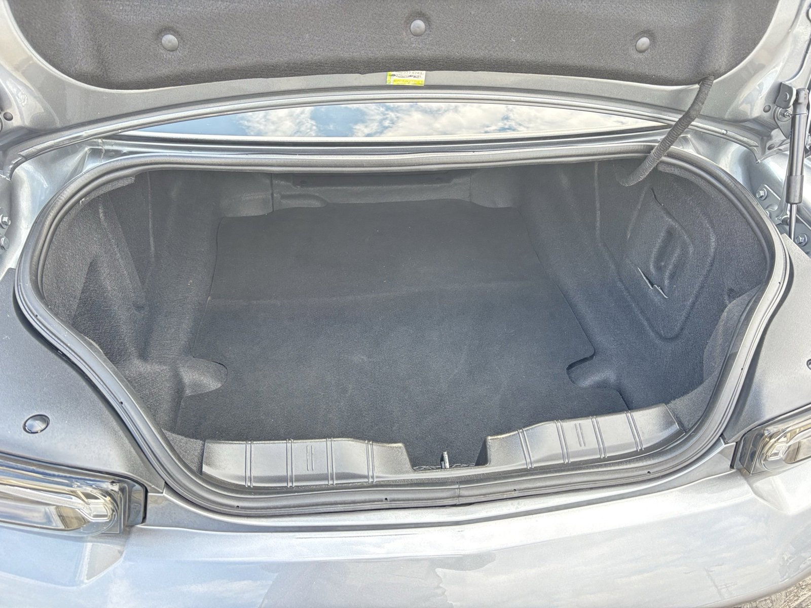 Used 2021 Chevrolet Camaro ZL1 image 22