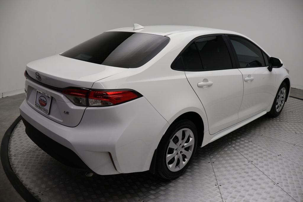 Certified 2025 Toyota Corolla LE image 8