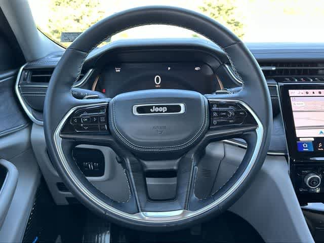 Used 2021 Jeep Grand Cherokee L Overland w/ Luxury Tech Group IV AWD/4WD image 8