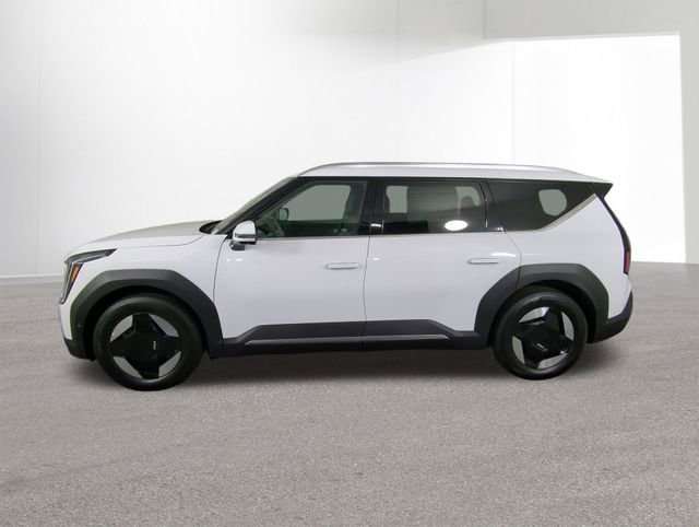 New 2026 Kia EV9 Wind image 14