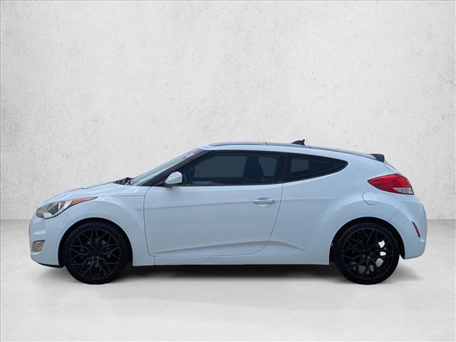 Used 2016 Hyundai Veloster w/ Option Group 02 FWD image 9