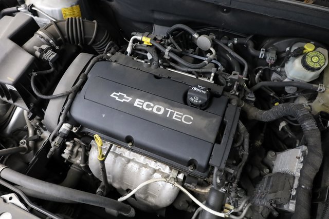 Used 2016 Chevrolet Cruze LS image 9