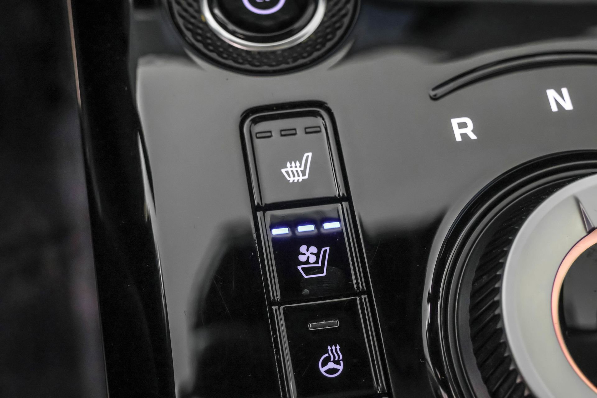 Used 2023 Kia Niro Wave w/ Wave Preserve Package image 11