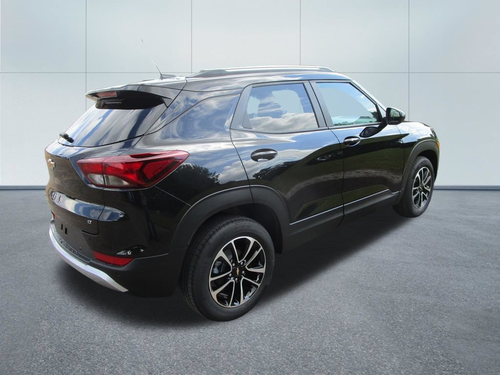 New 2026 Chevrolet TrailBlazer LT w/ Convenience Package FWD image 9