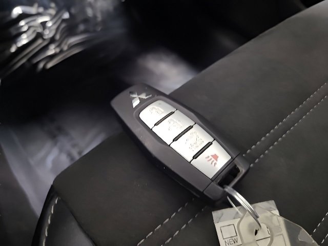 Used 2024 Mitsubishi Outlander SE AWD/4WD image 37