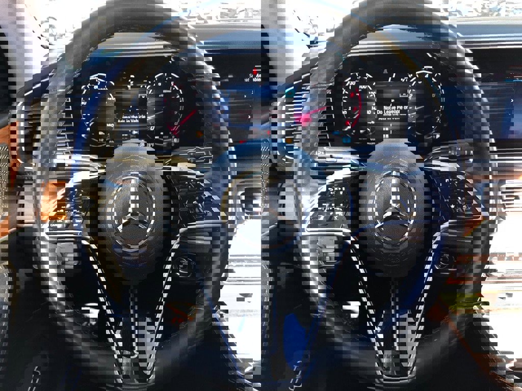 Certified 2024 Mercedes-Benz GLS 450 4MATIC image 20