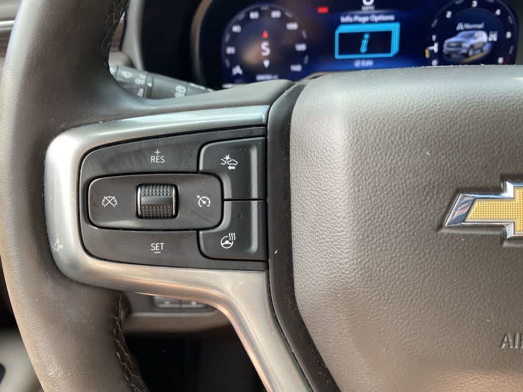 Used 2024 Chevrolet Suburban LT w/ LT Signature Package AWD/4WD image 20