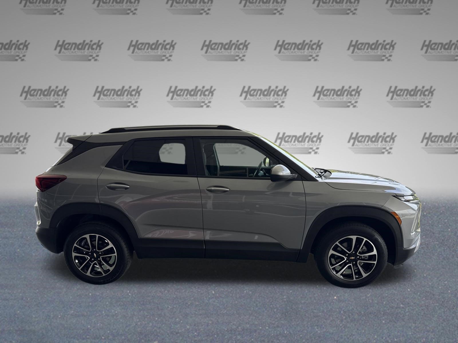 Used 2025 Chevrolet TrailBlazer LT AWD/4WD image 10