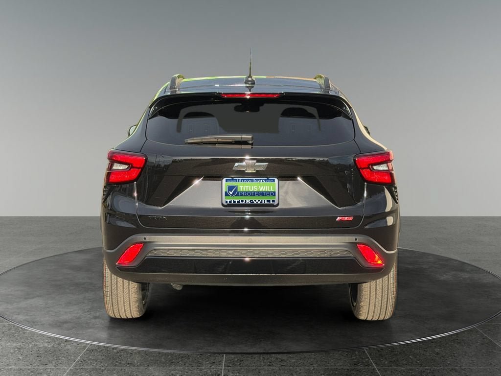 New 2026 Chevrolet Trax RS w/ Sunroof Package FWD image 8