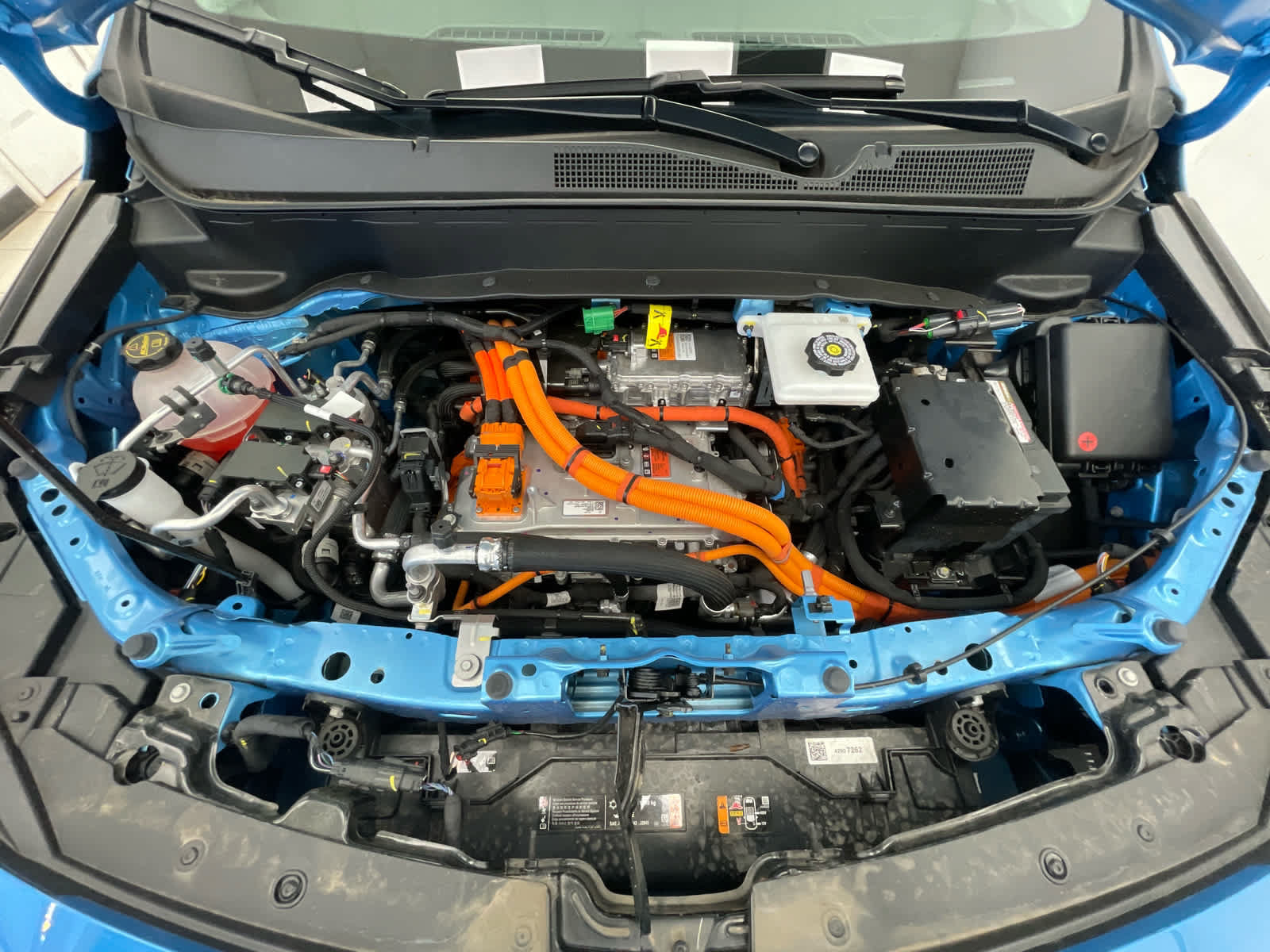 New 2027 Chevrolet Bolt LT w/ Comfort Package FWD image 16