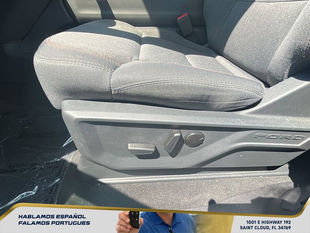 Used 2025 Ford Expedition Active image 16