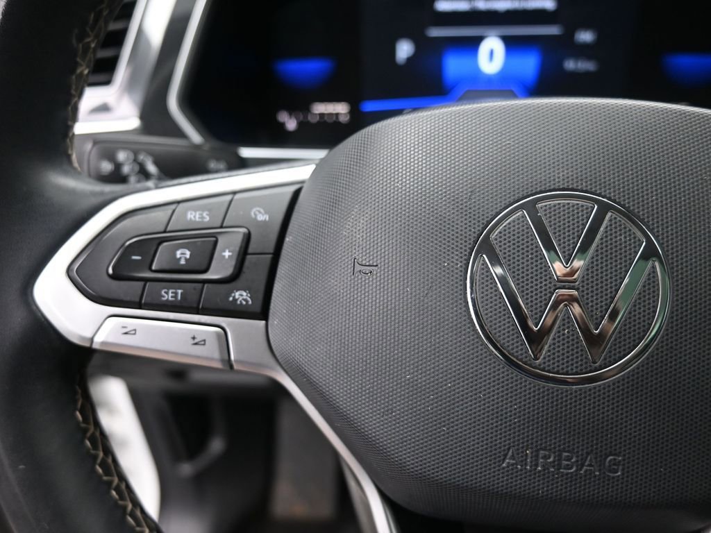Used 2022 Volkswagen Tiguan SE FWD image 15