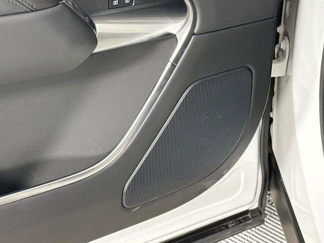Certified 2025 Land Rover Range Rover SE AWD/4WD image 21