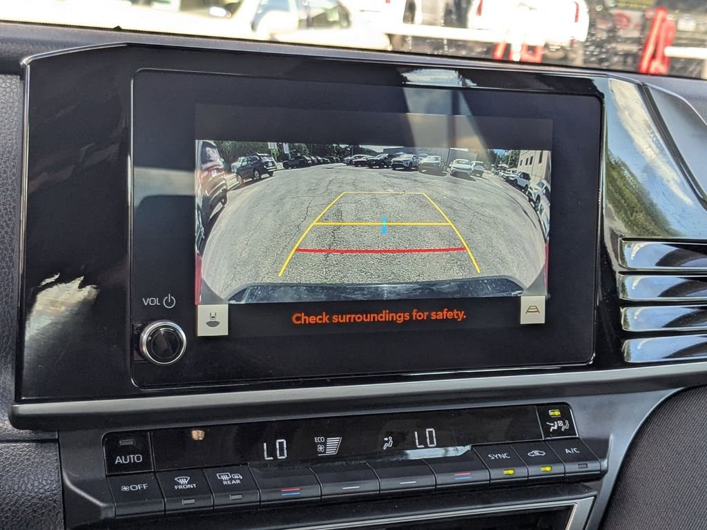 Used 2025 Toyota Camry LE image 20