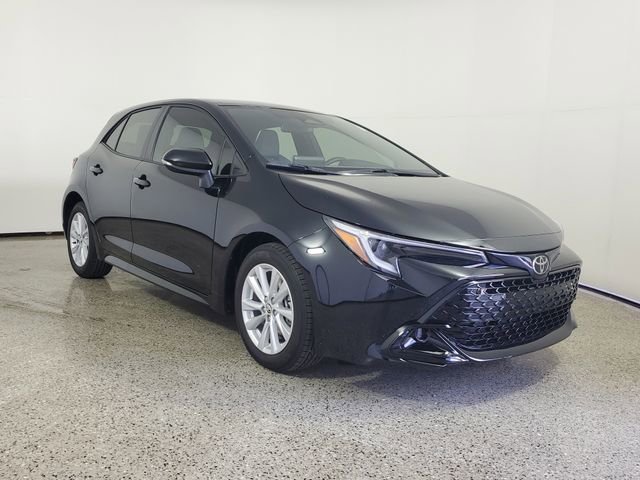 Used 2026 Toyota Corolla SE image 4