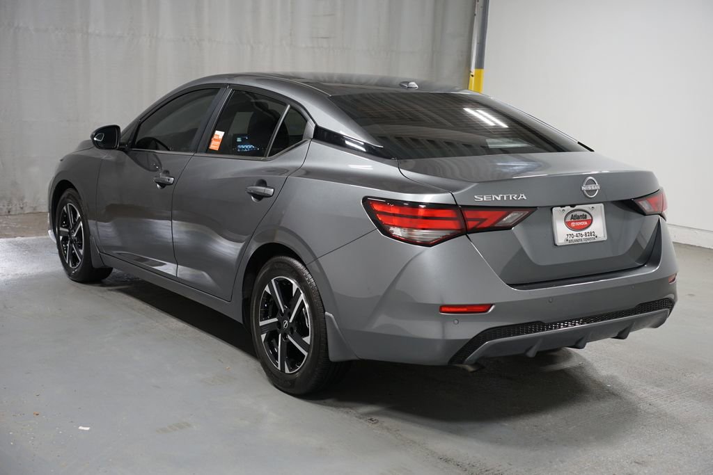 Used 2025 Nissan Sentra SV image 6