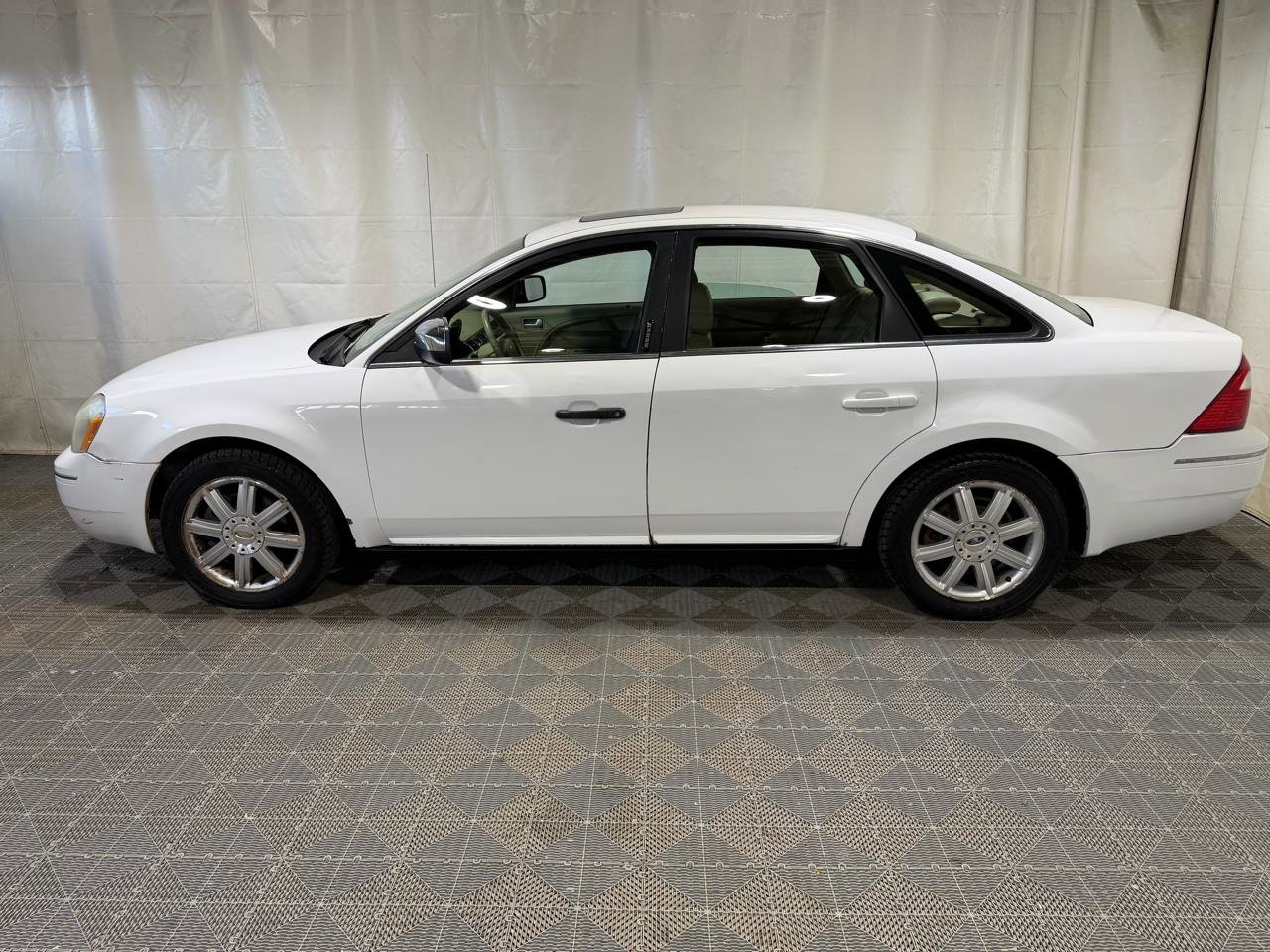 Used 2006 Ford Five Hundred Limited image 4