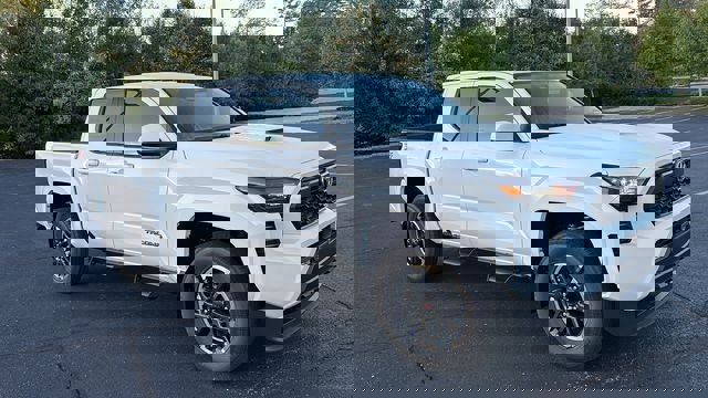 New 2025 Toyota Tacoma TRD Sport image 31